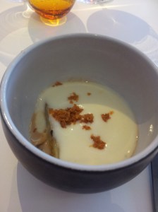 chicory with cheesy bechamel sauce and ham crumble