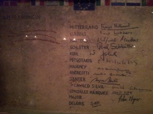 Plaques Treaty of Maastricht