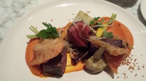 Holstein sirloin with young carrots, artichoke, peppers and quinoa